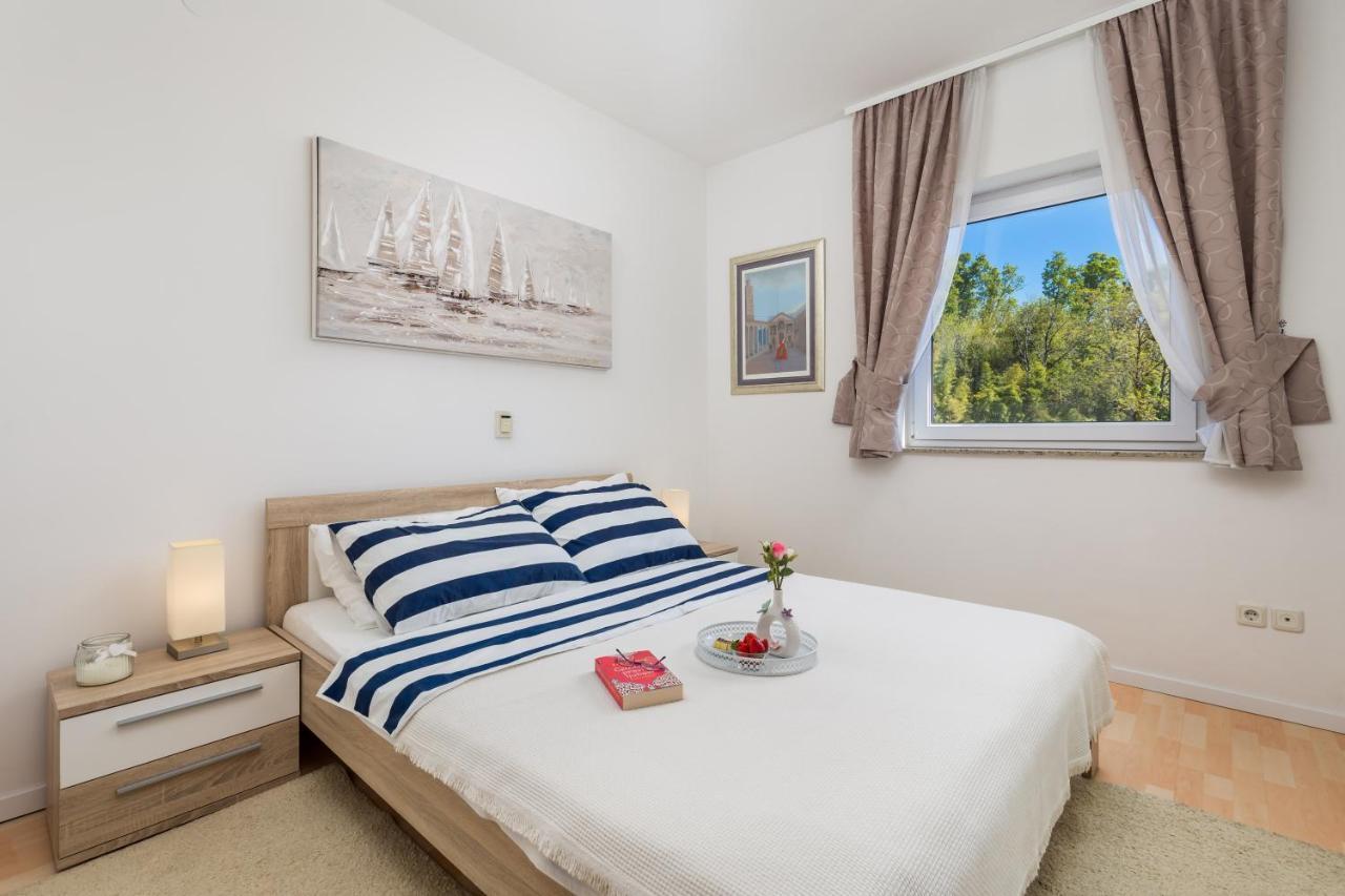 Light Summer Apartment With A Swimming Pool Opatija Dış mekan fotoğraf
